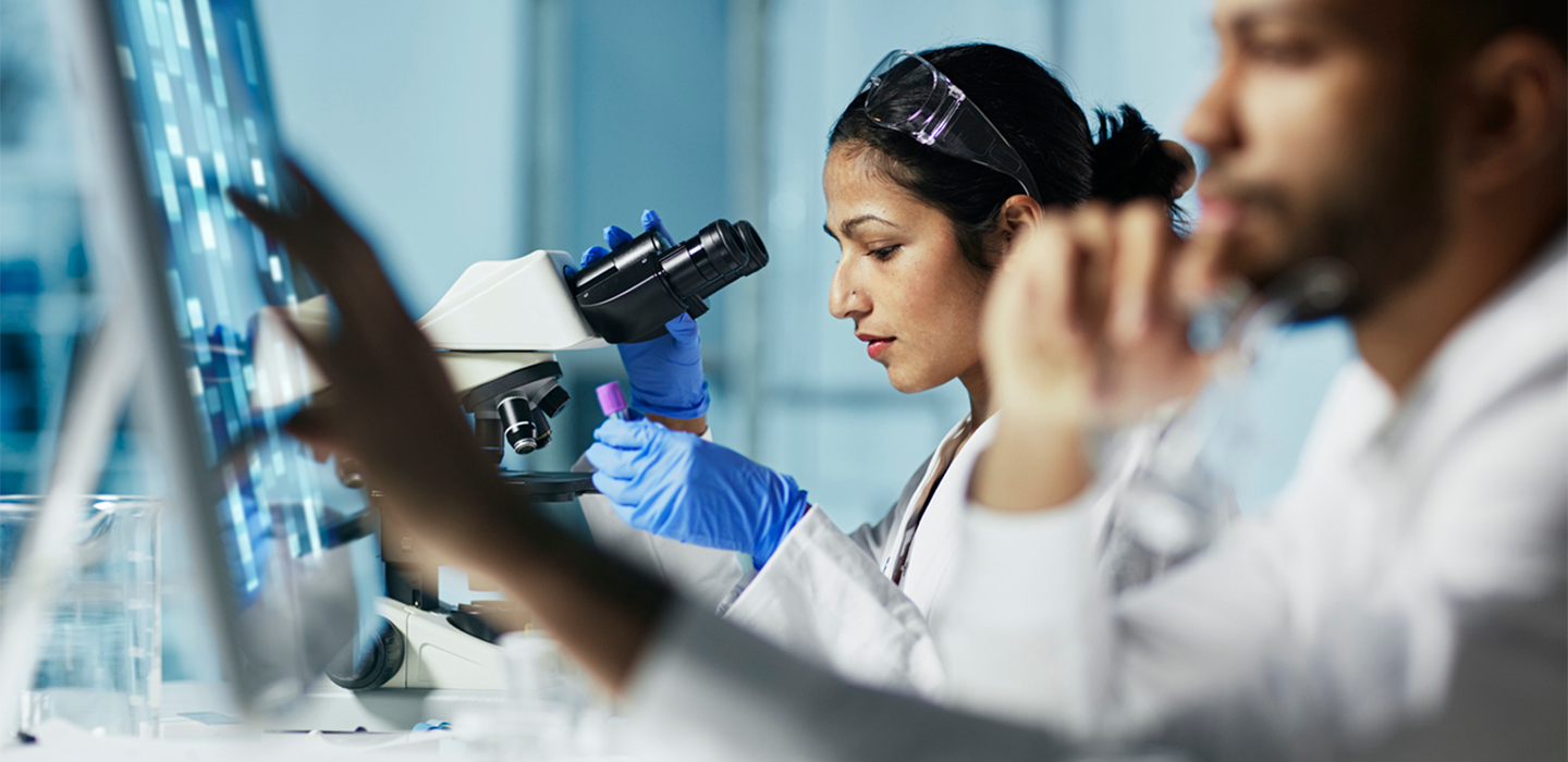 science_lab_1440x700px